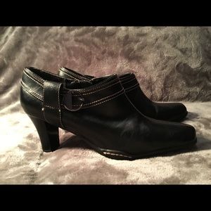 AEROSOLES Heeled Ankle Boots